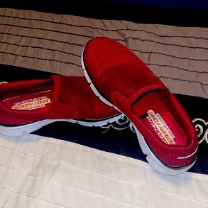 Skechers memory Foam